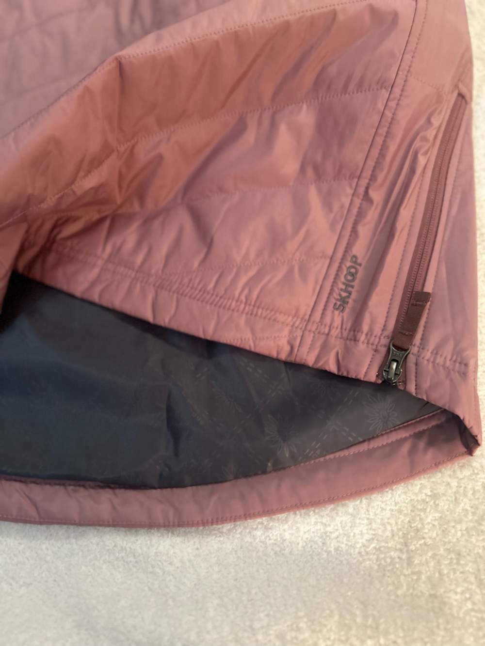 Skhoop Women's Quilted Sandy Short Skirt in Dusty Rose - Picture 8 of 16